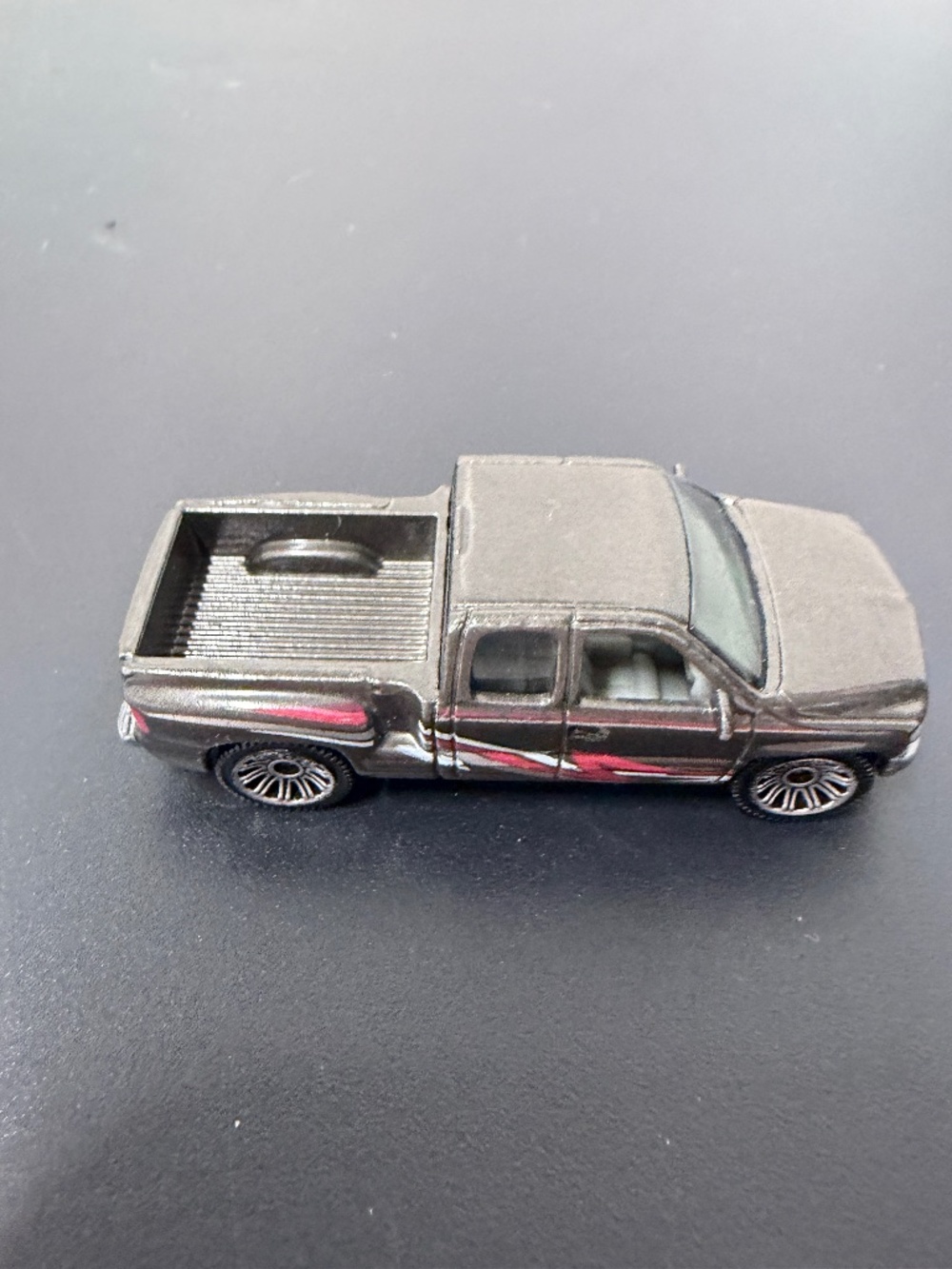 Matchbox 1999 Chevy Silverado Pickup Truck Gray with Red & White Graphics 1:76